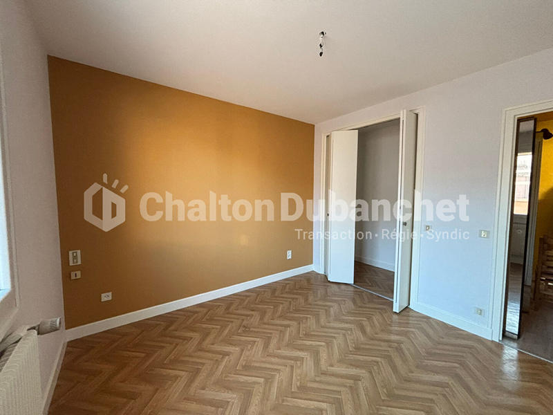 Appartement - 109 m² - 5 pièces