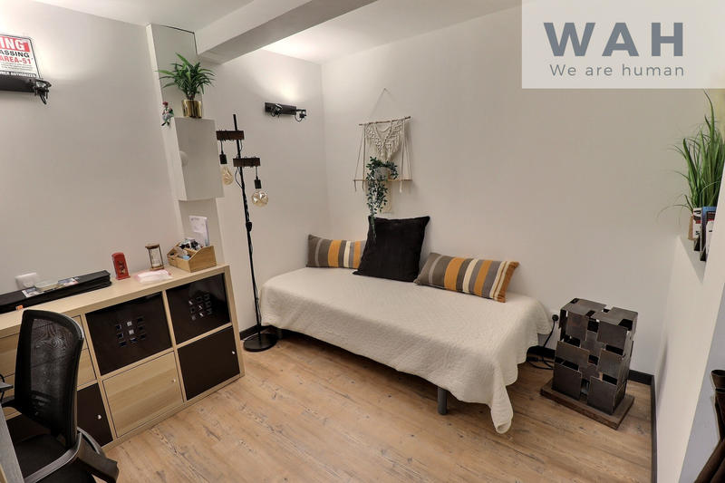 Appartement - 104 m² - 5 pièces