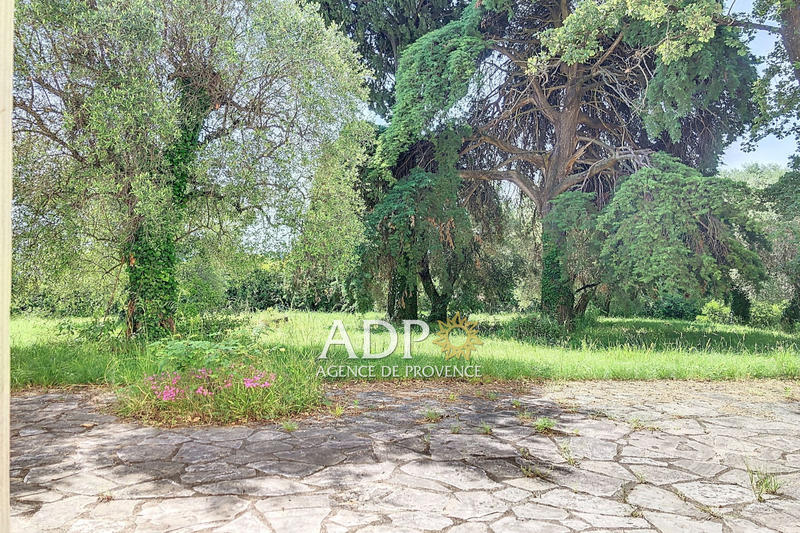 Maison - 186 m² - 8 pièces