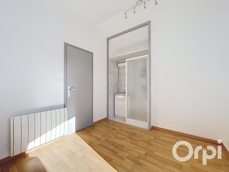 Maison - 104 m² - 5 pièces