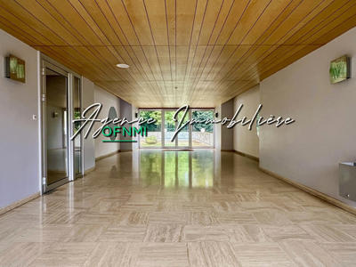 Appartement - 108 m² - 5 pièces