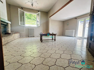 Maison - 105 m² - 4 pièces