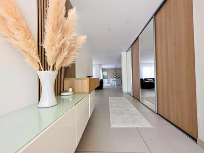 Maison - 180 m² - 6 pièces