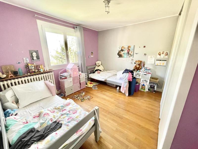 Maison - 167 m² - 7 pièces