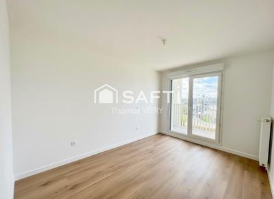 Appartement - 79 m² - 4 pièces
