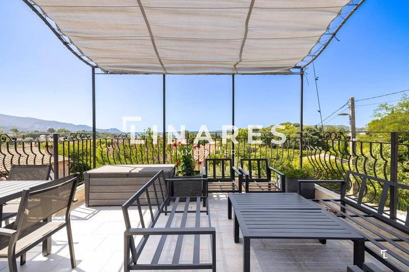 Maison - 174 m² - 5 pièces