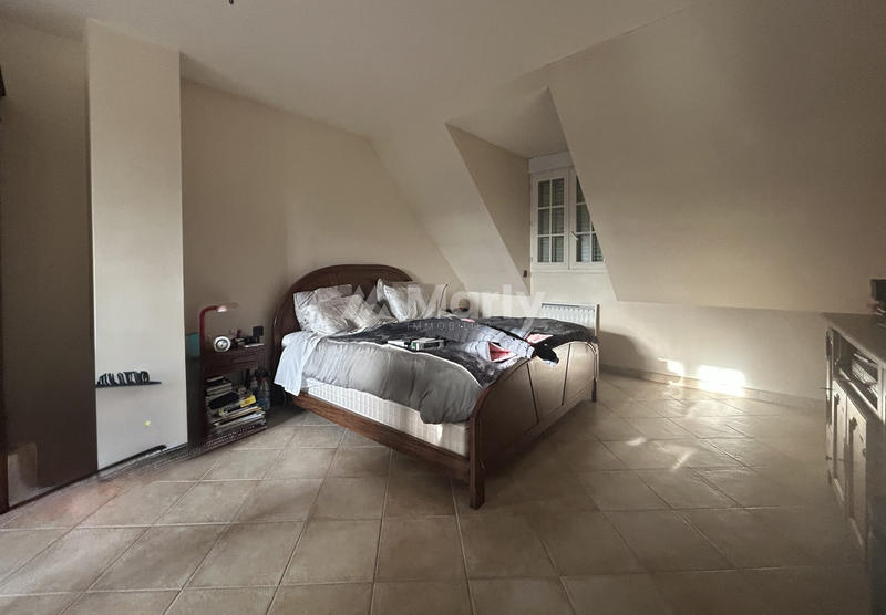 Maison contemporaine - 215 m² - 7 pièces