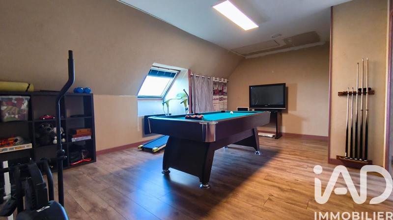 Maison - 200 m² - 9 pièces