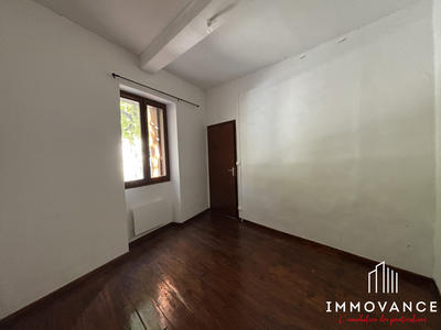 Maison - 121 m² - 6 pièces