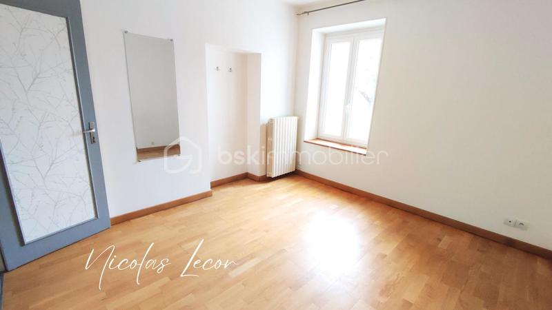 Maison - 93 m² - 4 pièces