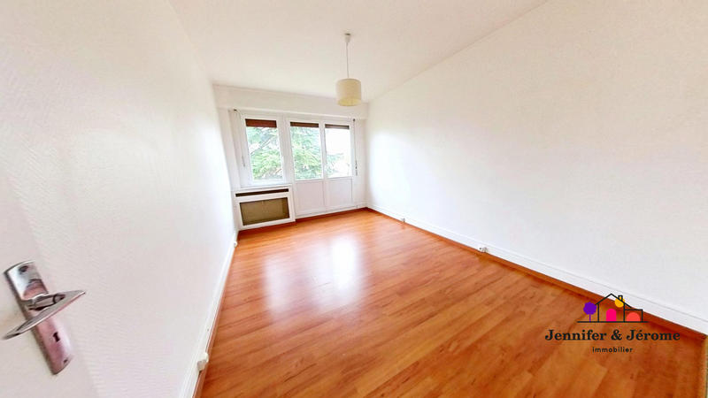 Appartement - 99 m² - 5 pièces