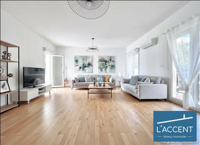 Maison - 115 m² - 5 pièces