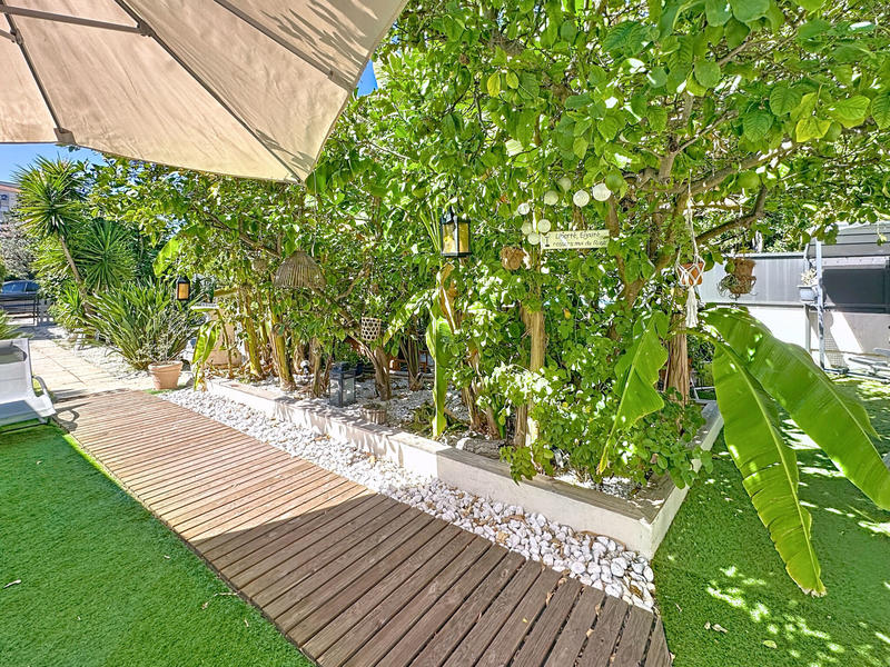 Maison - 168 m² - 6 pièces