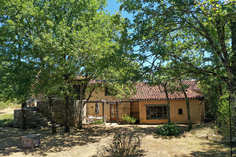 Maison - 221 m² - 11 pièces