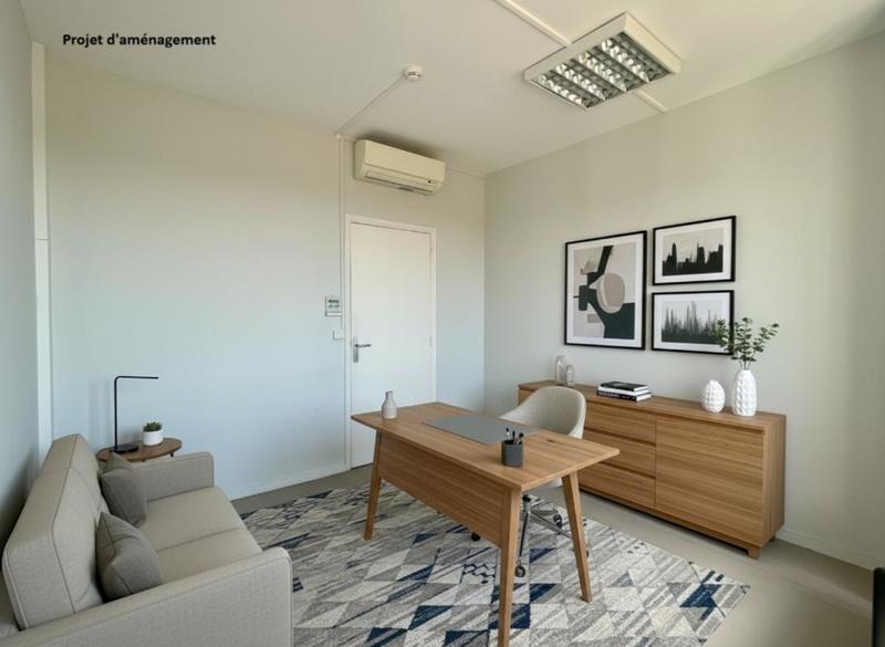 Bureau - 421 m² - 22 pièces