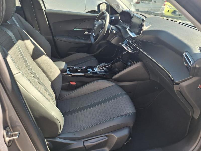 Peugeot 2008 1,5BlueHDI130cv Eat8 Allure