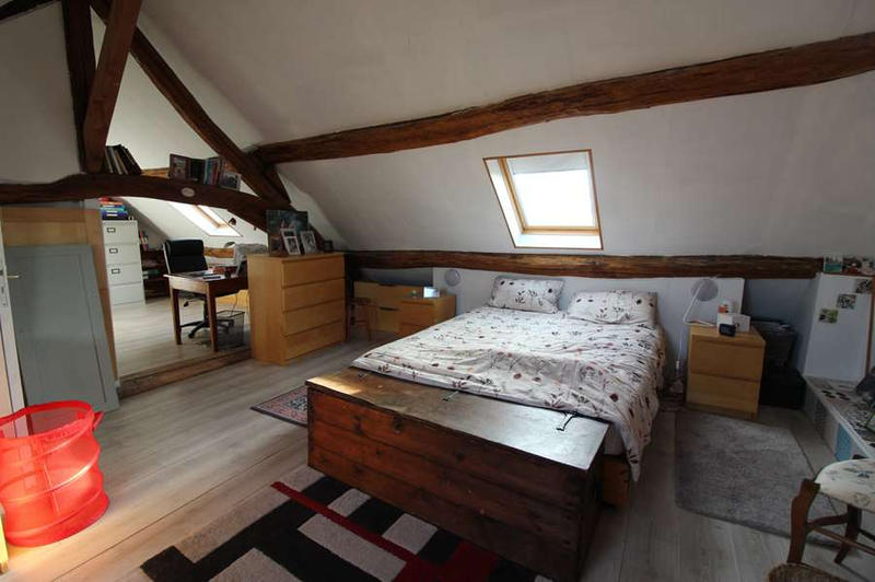 Maison - 230 m² - 10 pièces