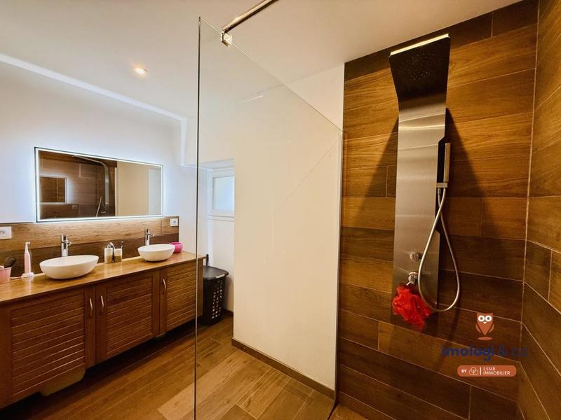 Appartement - 87 m² - 4 pièces