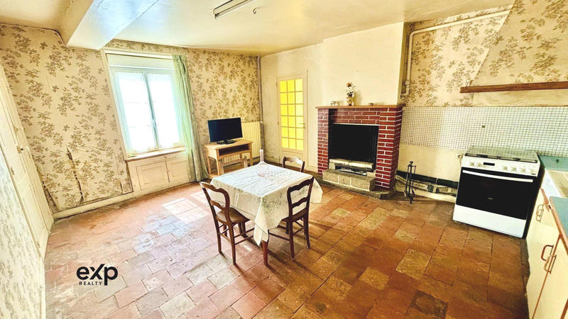 Maison traditionnelle - 143 m² - 7 pièces