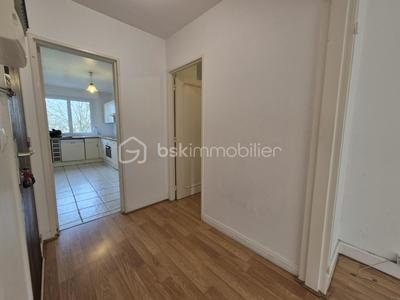 Appartement - 64 m² - 3 pièces