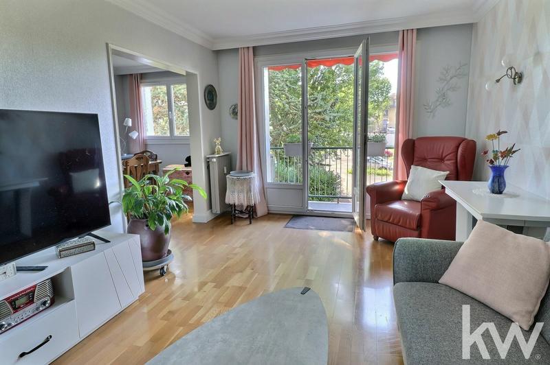 Appartement - 103 m² - 5 pièces