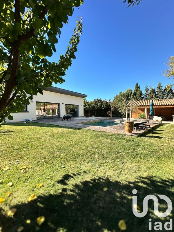 Maison - 236 m² - 8 pièces