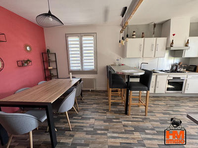 Maison - 60 m² - 3 pièces