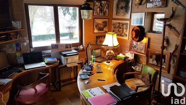 Maison - 282 m² - 8 pièces