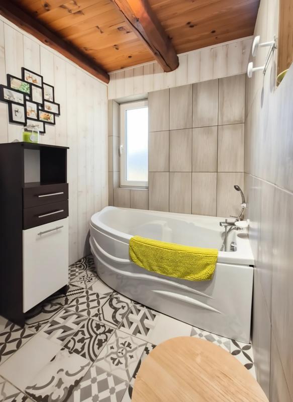 Maison - 280 m² - 7 pièces