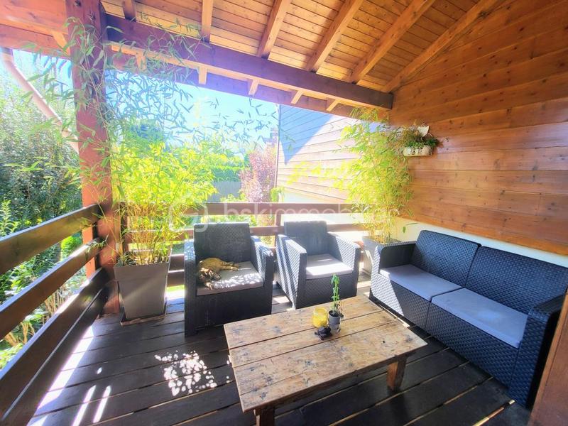 Maison - 95 m² - 5 pièces