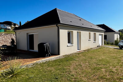 Maison - 80 m² - 4 pièces