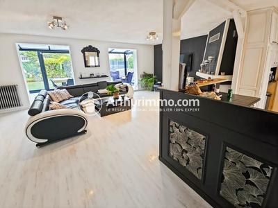 Maison - 108 m² - 6 pièces