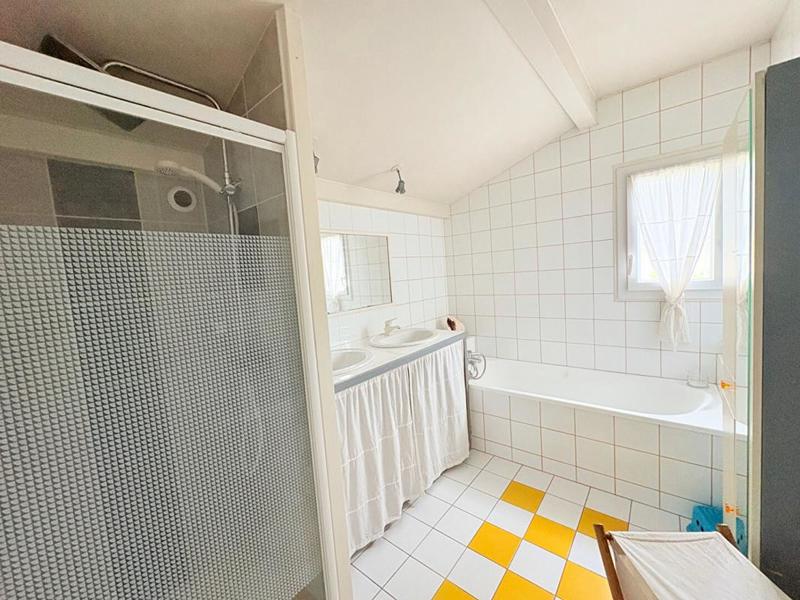 Maison - 156 m² - 7 pièces