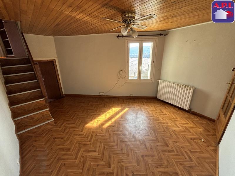 Maison - 102 m² - 5 pièces
