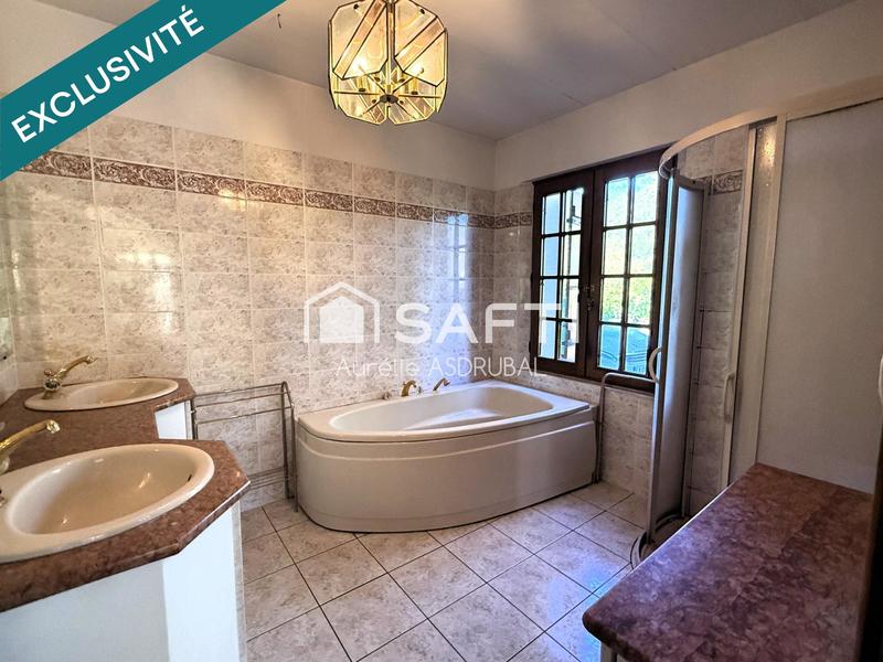 Maison - 161 m² - 6 pièces