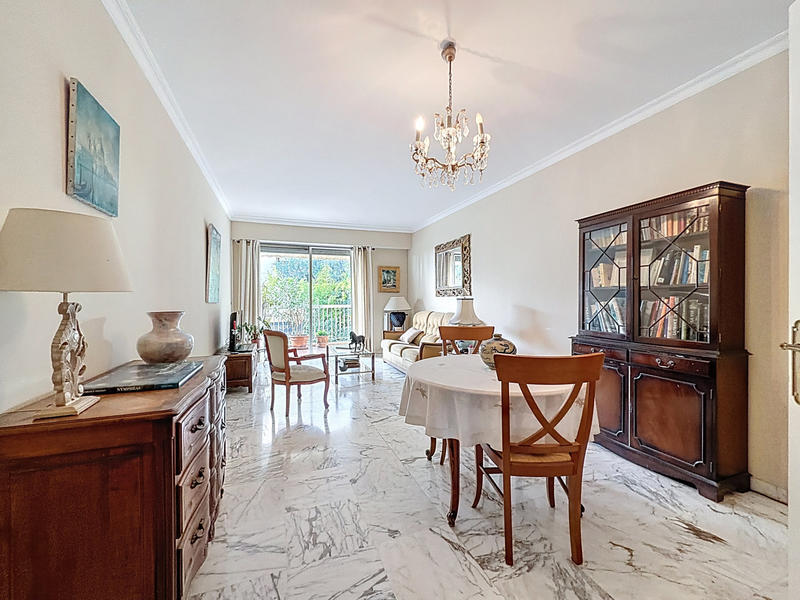 Appartement - 104 m² - 4 pièces