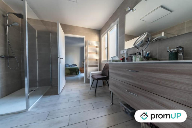 Appartement - 123 m² - 5 pièces