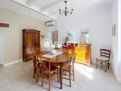 Maison - 217 m² - 7 pièces