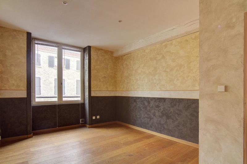 Appartement - 97 m² - 4 pièces