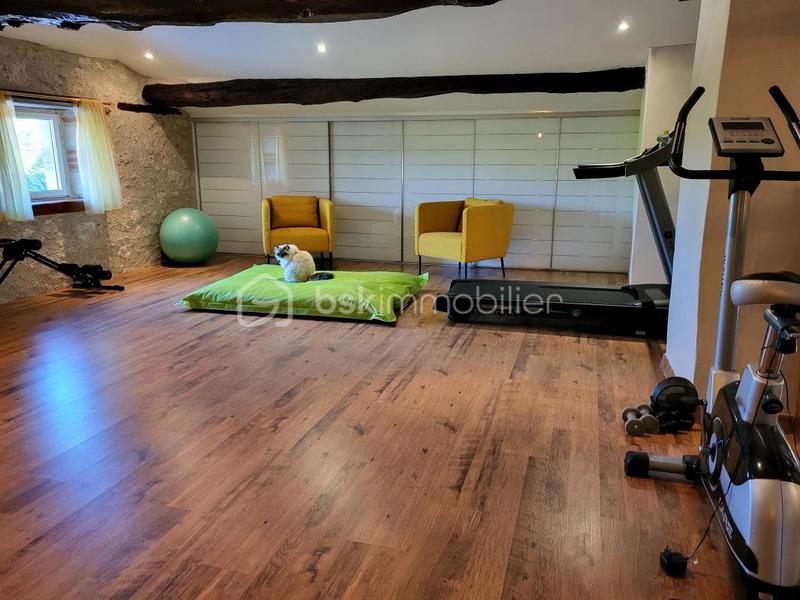 Propriété - 396 m² - 10 pièces