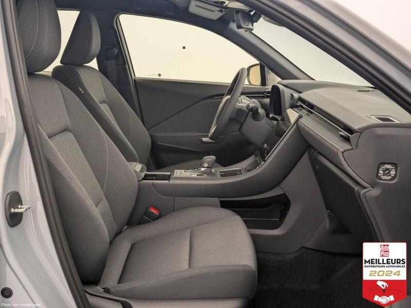 Lexus Lbx 2wd Business