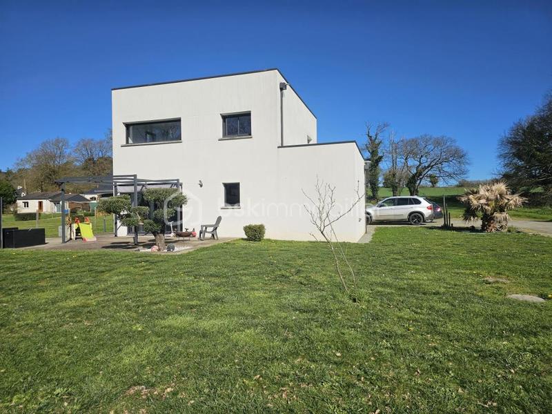 Maison d'architecte - 121 m² - 5 pièces