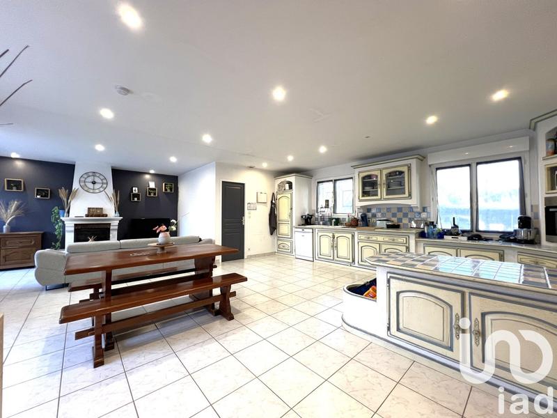 Maison - 102 m² - 4 pièces