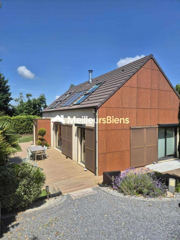 Maison - 145 m² - 7 pièces