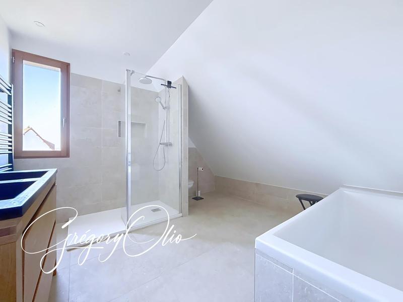 Maison - 118 m² - 5 pièces