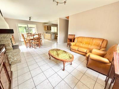 Maison - 133 m² - 6 pièces