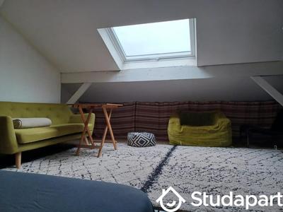 Maison de ville - 100 m² - 5 pièces