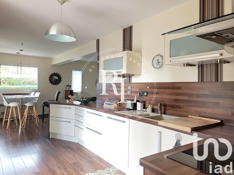 Maison - 140 m² - 7 pièces