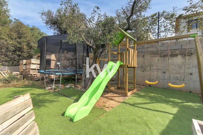 Maison - 101 m² - 5 pièces