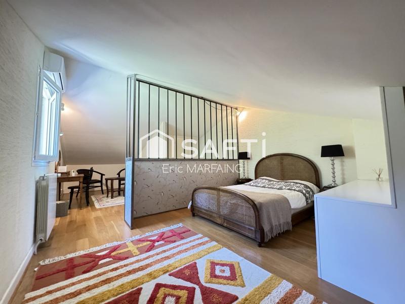 Maison - 280 m² - 7 pièces